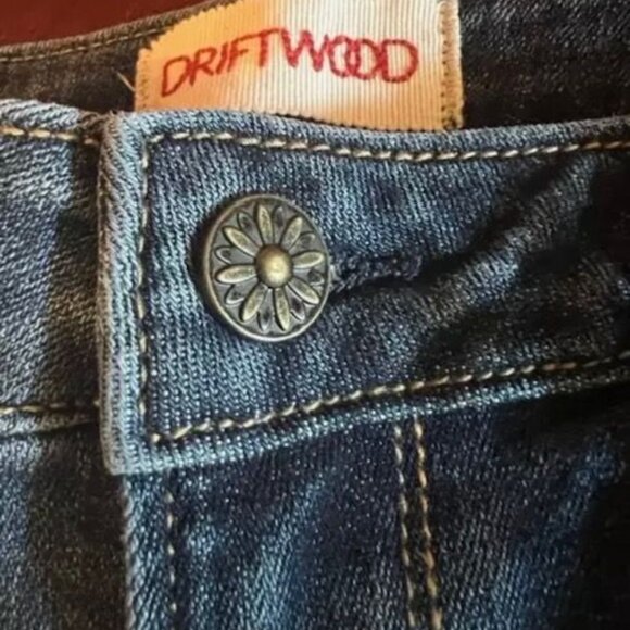 Driftwood Womens Jackie Skinny Jeans With Star Embellishments Denim - Picture 5 of 5